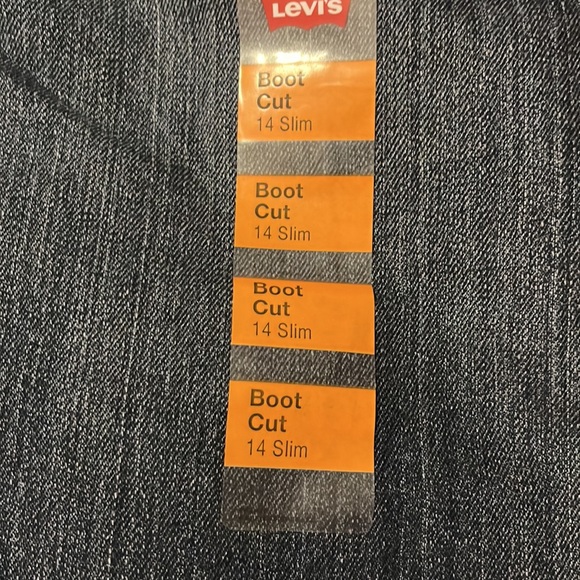 NWT Levi’s Boot Cut - Picture 7 of 9